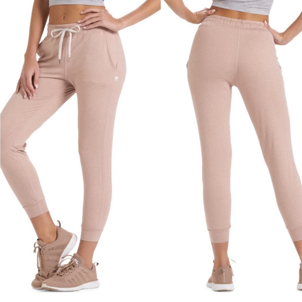 Vuori Performance Jogger Size Small Pink
